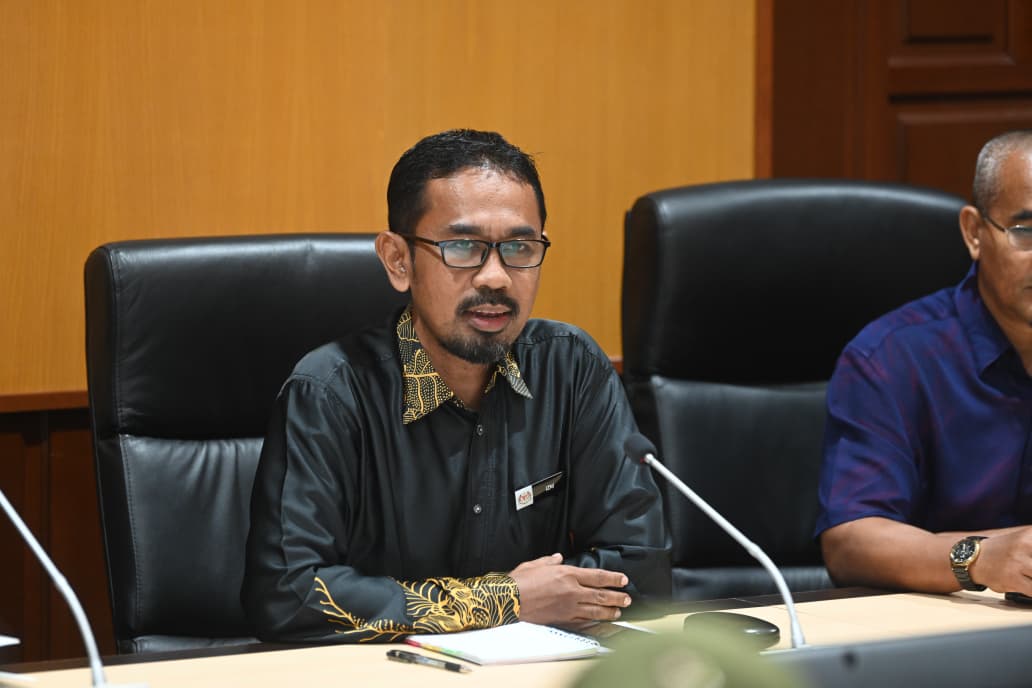 LAWATAN PENANDAARASAN EKOSISTEM KONDUSIF SEKTOR AWAM (EKSA) KOLEJ MATRIKULASI KELANTAN (KMKt) KE UNIVERSITI MALAYSIA KELANTAN (UMK)